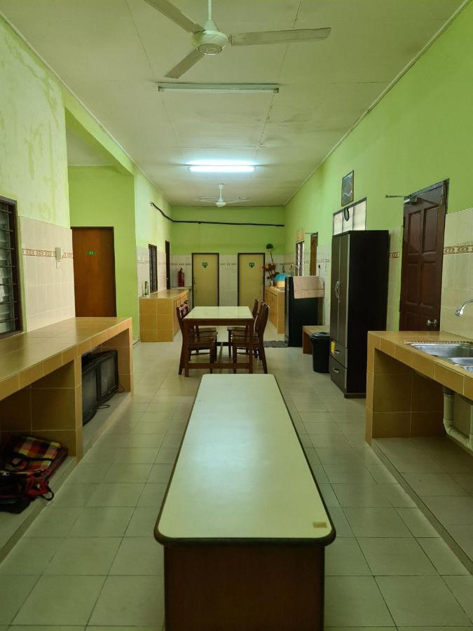 Penginapan Harmoni Inn Kuala Terengganu Exterior photo