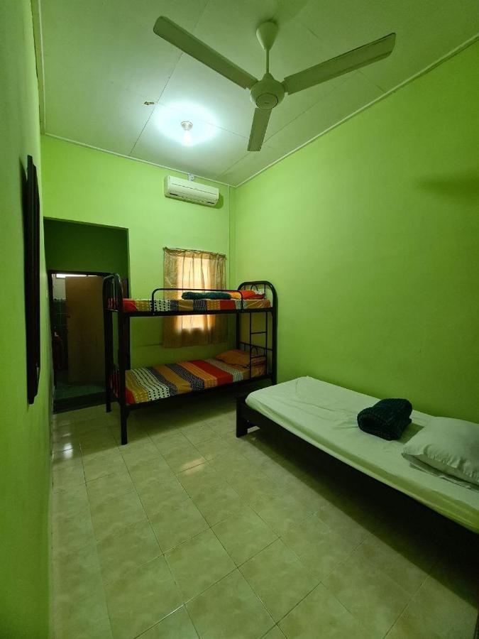 Penginapan Harmoni Inn Kuala Terengganu Exterior photo
