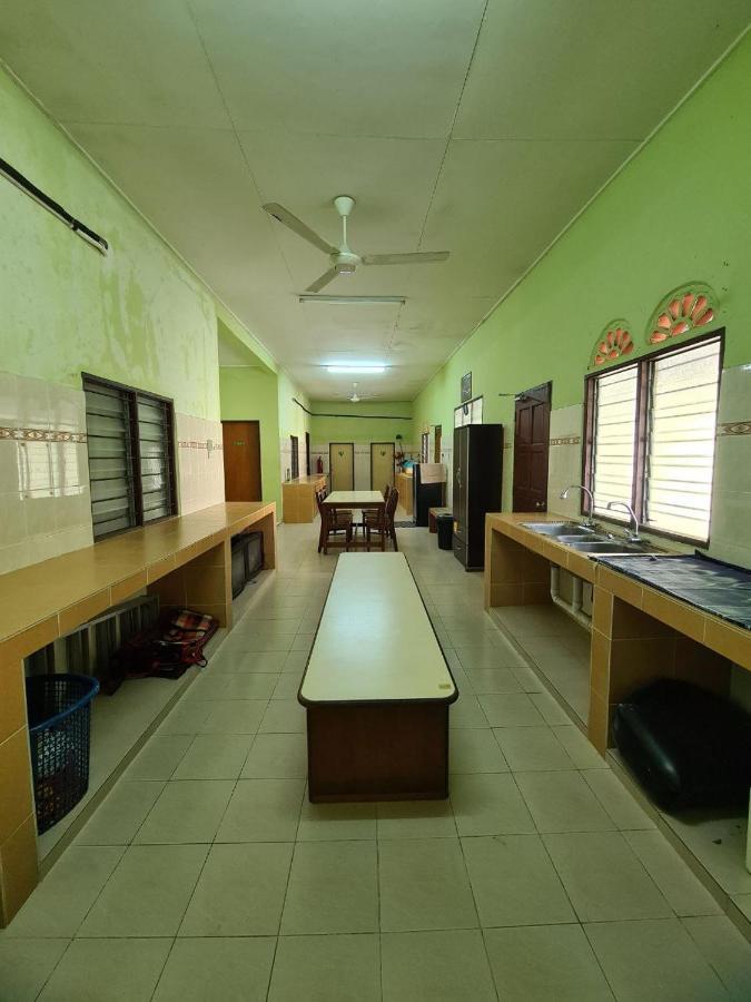 Penginapan Harmoni Inn Kuala Terengganu Exterior photo