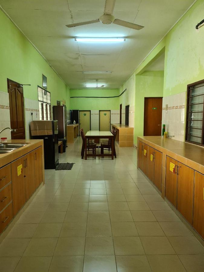 Penginapan Harmoni Inn Kuala Terengganu Exterior photo